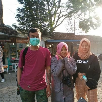 senyumu adalah hidupku