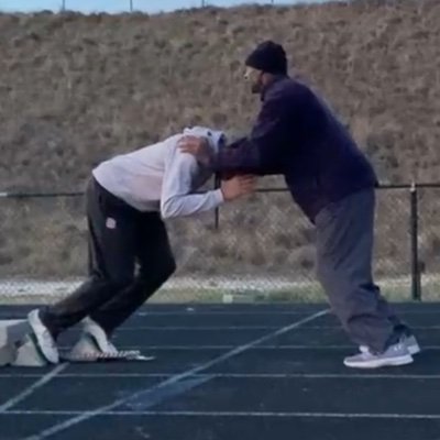 IT Professional. Brookland Cayce HS Sprint/Hurdle/Jump Coach. Head Coach, FastForwardTC. Sprint Mechanics Coach 
Fav:OSU-Steelers-Rondo
803.917.9863