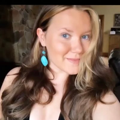 Char_Gr0ves's profile picture. 