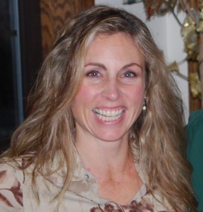 I am a sports nutritionist who loves to run, swim, bake (yes, bake, not bike-ha ha!)and help athletes figure out how to fuel their sport!