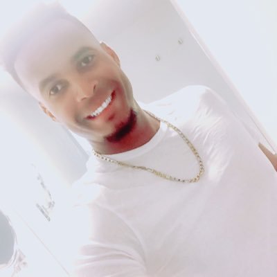 J toribio cantante productor y compositor mi Instagram jtoribiofficial18 mi fb J toribio