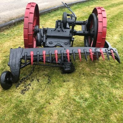 Seanabhaile1's profile picture. Feirmeoir  Cearca ,Turcaí Caoire agus cúpla muc.