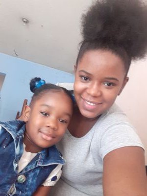 JinaAmu's profile picture. Mi hija...