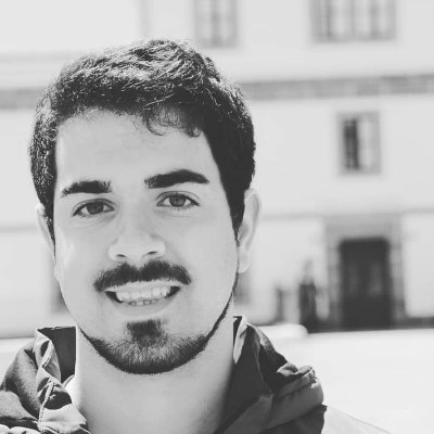 Fanático de @SanLorenzo. Licenciado en RR.II por @UcasalOficial. Miembro del @iricp_ucasal. Escribo en @geopol21 y soy parte de @CEERIsays.