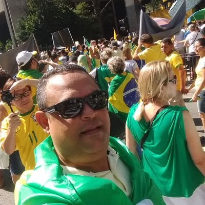 #Direita lutando contra os corruptos políticos Brasil acima de tudo Deus acima de todos 100% Bolsonaro Tolerância Zero Para As Manobra Dos isetoes🇧🇷🇧🇷