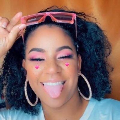 ___Queenx21's profile picture. who effiiiin cares!? I don’t 😜😛