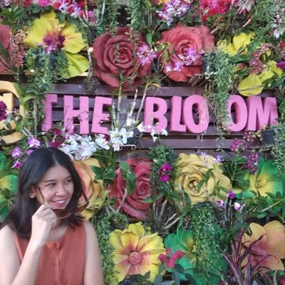 monieeca's profile picture. 