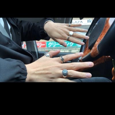 f0mQXHjLQp7baEC's profile picture. うーん