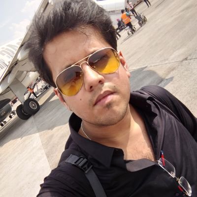 Proud Indian.......Compulsive Chicken Eater.....Hindi Retro and Cricket Afficionado.....and reads a little bit of medicine.....