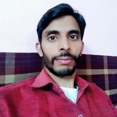 Hardworking, Quick Learner and Observant, Graduate from Delhi University, Lives in New Delhi