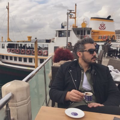 h_zihni's profile picture. Trabzon(spor)lu / Hekim