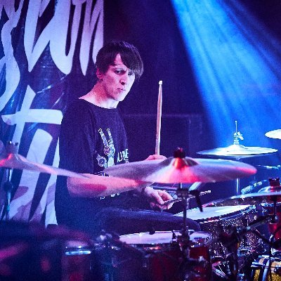 🎧 Mixer / Musician / Songwriter 🎼 Member of The Pigeon Detectives 🏆 Platinum Records @Zildjiancompany @Ludwigdrumshq @Vicfirth endorsee | Gram: @jimmi_naylor