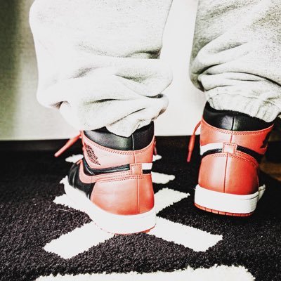 vaug09_ks's profile picture. 