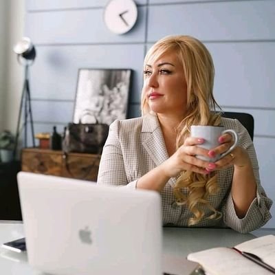 HammanIshaq's profile picture. 𝙱𝙸𝚃𝙲𝙾𝙸𝙽 𝙸𝙽𝚅𝙴𝚂𝚃𝙾𝚁
⏰24/7 𝙾𝙽𝙻I𝙽𝙴 𝙵𝙾𝚁 𝙸𝙽𝚅𝙴𝚂𝚃𝙼𝙴𝙽𝚃 𝙻𝙸𝙽𝙺 𝚄𝙿
🧑🏼‍🏫𝙳𝙰𝙸𝙻𝚈 𝚃𝙸𝙿𝚂 𝙰𝙽𝙳 𝚃𝚄𝚃𝙾𝚁𝙸𝙰𝙻
💰𝙰𝚂𝙺 𝙵𝙾𝚁