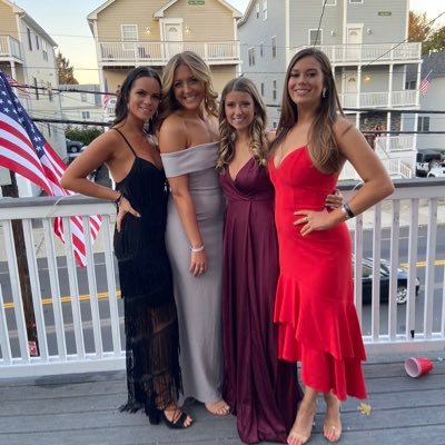 nicole_huben's profile picture. 