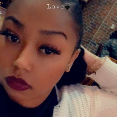 A nice young lady who loves to have fun and party. Adventurous and enjoys life.