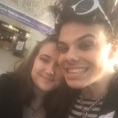 LectricKarma's profile picture. 18// artist//yungblud// Hollywood undead// g eazy// saint phnx// melanie Martinez//