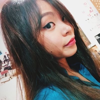 namjoonismymoon's profile picture. Sarah, 20 | I love BTS as much as Namjoon loves his crab frens | OT7💜