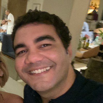 Pai de Vinicius, Tio de Theo&Afonso, Leonino, Nerd, Fã de Quadrinhos e Cinema !!