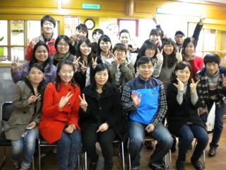 Volunteer Club(V club). multicultural social welfare. 
다문화사회복지