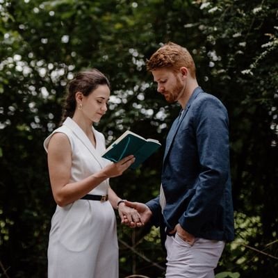 JillianCarlos__'s profile picture. Wife. Dog mom. Sister. AJ. Friend. 
Just trying to be a good human, one day at a time ✌️