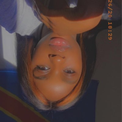 ✌🏾
