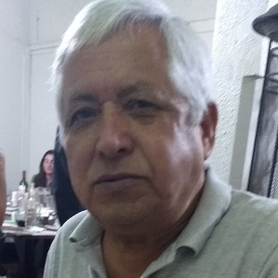 Hijo de detenido desaparecido en 1976 y quiero un Chile mas Justo Solidario, con Educacion y Salud Gratuita http://t.co/82SNZrG7
