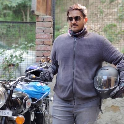 Omkarnawale8's profile picture. Architect by profession
Rider by passion
foodie by heart