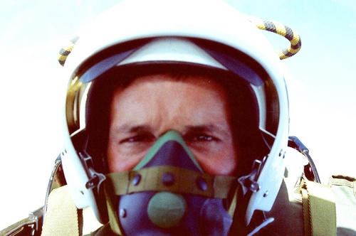 maxoxana's profile picture. Je suis sportif, agréable à vivre. J'aime la littérature la techno, danser,la photo,les sports extrêmes,voyager à l'étranger St. Exupéry est mon père spirituel.