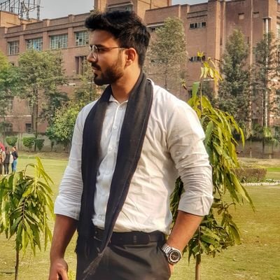 awaiiizzz's profile picture. A human. Being.