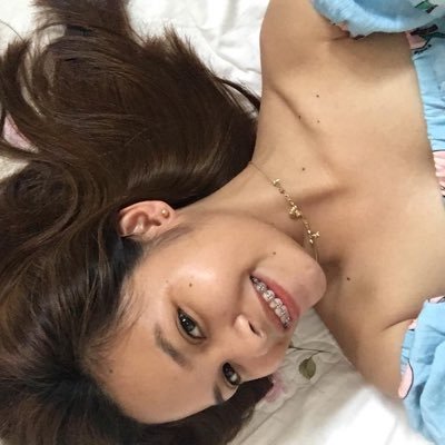 MaataRea's profile picture. Chic na mahinhin 🍀🌸