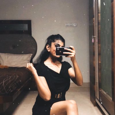 yaaashno's profile picture. 