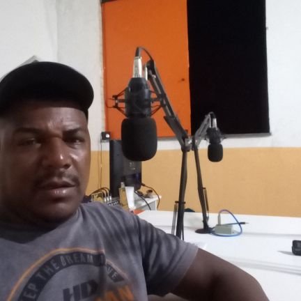 Welling98135148's profile picture. Verdade.