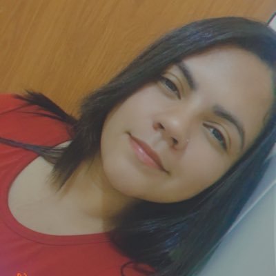 Mineirinha uai, Deus, Família, Esportes, Amigos.