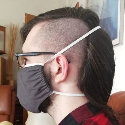 Omegasybers's profile picture. 🇩🇪 |xier/xies, es/dessen| 🇬🇧 |they/them| pansex, panrom, polyam, kinky, genderfluid, enby, geek, magic enthusiast, socialist, queerfeminist, left, ADHD, 28