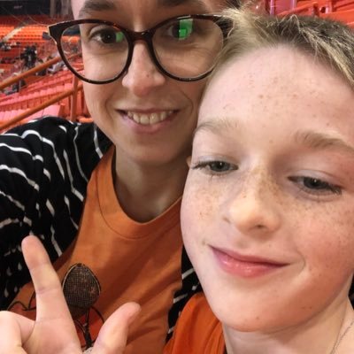 I'm a mom of two crazy kids, a prek teacher and a fan of all things sports. Also, I support anything OSU!!! Go Pokes!!! Fly the W!!!