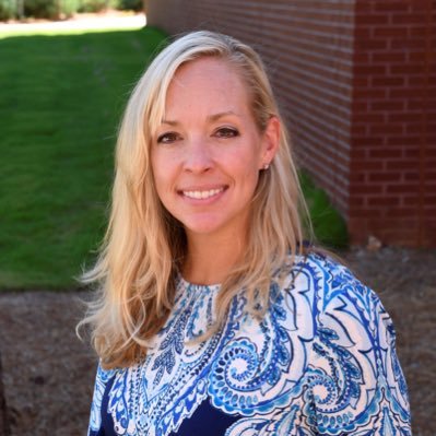 Communications and Marketing Director @AUHarbertBiz, @FSUBiz Alumna, and a serial retweeter