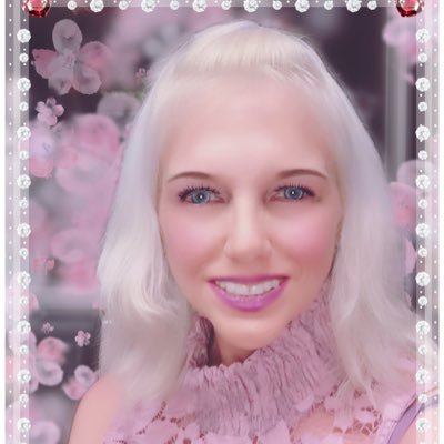 Cashier at Jewel-Osco, Meme Hoarder, Mom, Wife, I love making animation, No Fear! #JewelStrong https://t.co/UPycKdXFqQ