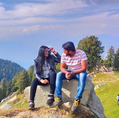 Meanderingsoulz's profile picture. #Food | #Travel | #Lifestyle
A cabin crew(loves clicking selfies) & A digital marketer(true
blue foodie).
IG: https://t.co/h2dEqiZYQY