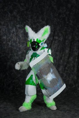 Hixbi Fox
protogen suit maker/costume props and music maker
https://t.co/19iIRayEda
https://t.co/kISZPvxnNU