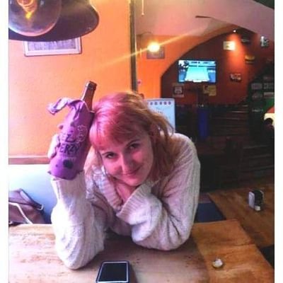 cuicatia's profile picture. realismo mágico and everything that's curious. 
@DailyArtMag