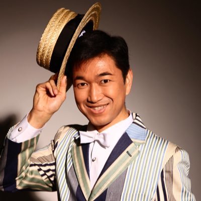 TRBタップダンススタジオ代表。https://t.co/ZOg4J7teMB  ダンサー兼振付師。 NATIONAL TAP DANCE DAYのプロデューサーhttps://t.co/YH2hM6NjbR  穴田英明の気ままにタップダンス！ https://t.co/6tVi5VCjon