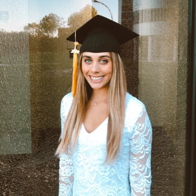 Grad Student, 4th Grade Teacher, Dog Mom, and Friend. 📚💛🧩