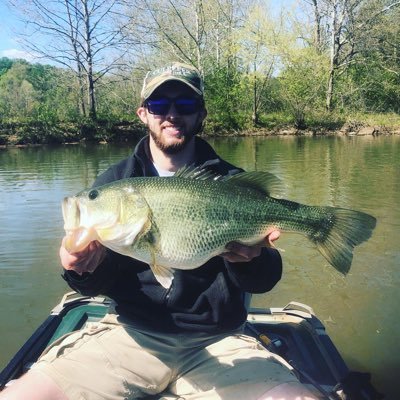 johnieray13's profile picture. 