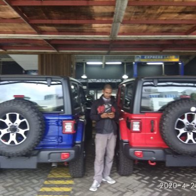 MessageYoes's profile picture. Panggilan eksekutif tangerang wa 081383452654