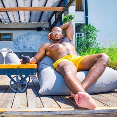 1stKLASSsociety's profile picture. Never assume something if you don't ask. UA ALUM | Coming to a hospital near you