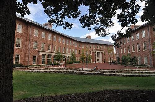 The Learning Center at UNC is a free service to all students at UNC who want academic help.  Check out our numerous services!