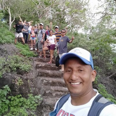 guiamanaba's profile picture. a nada te aferres para que nada te haga falta