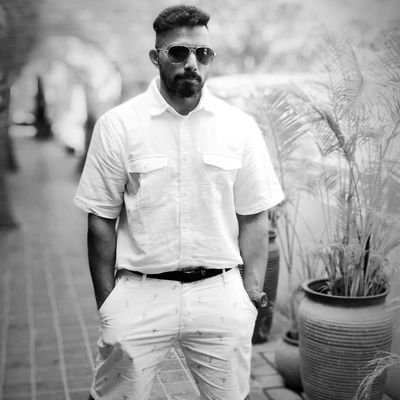 Jitesh Mogli
360° Human Excellence Coach |
Chief Fitness & Well-being Architect |
Transformer | Speaker | Writer | Mentor |
Explorer | Spiritualist