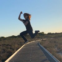 Erica Lim (@sciencesays__) 's Twitter Profile Photo